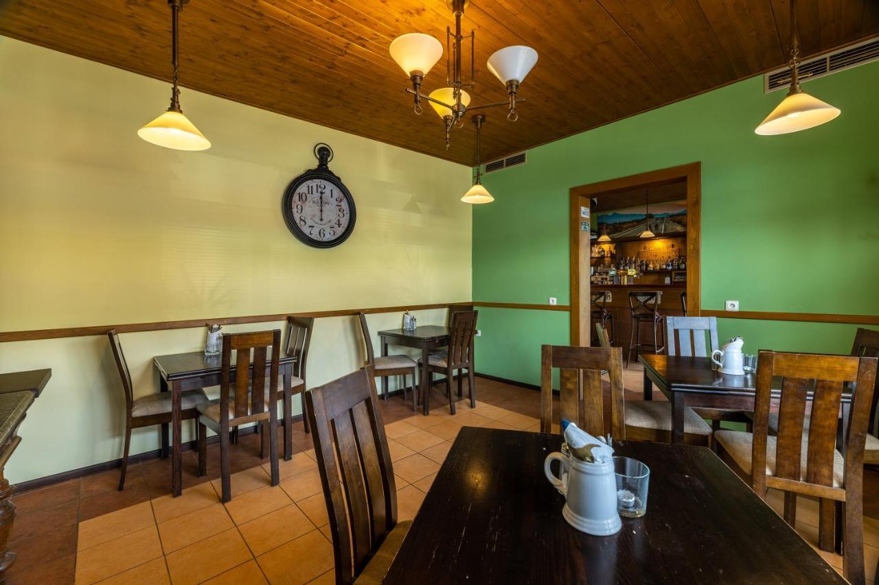 Rodos - Cafe Konukevi 2*